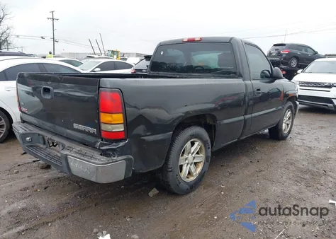 2005 GMC Sierra 1500 Work Truck z USA, uszkodzony, nr VIN 1GTEC14T45Z181601